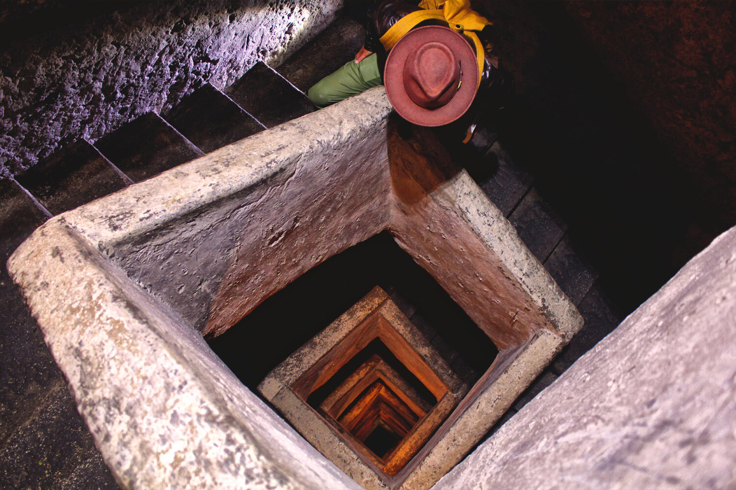 La Casa di Tourist, Tour Napoli Sotterranea